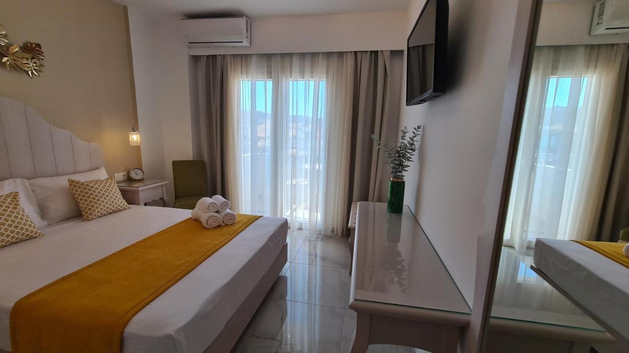 Elite Hotel *