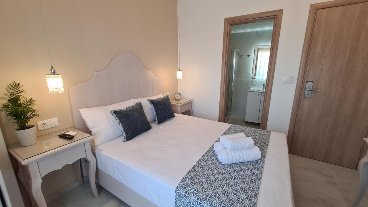 Elite * Kalamaki (Heraklion)